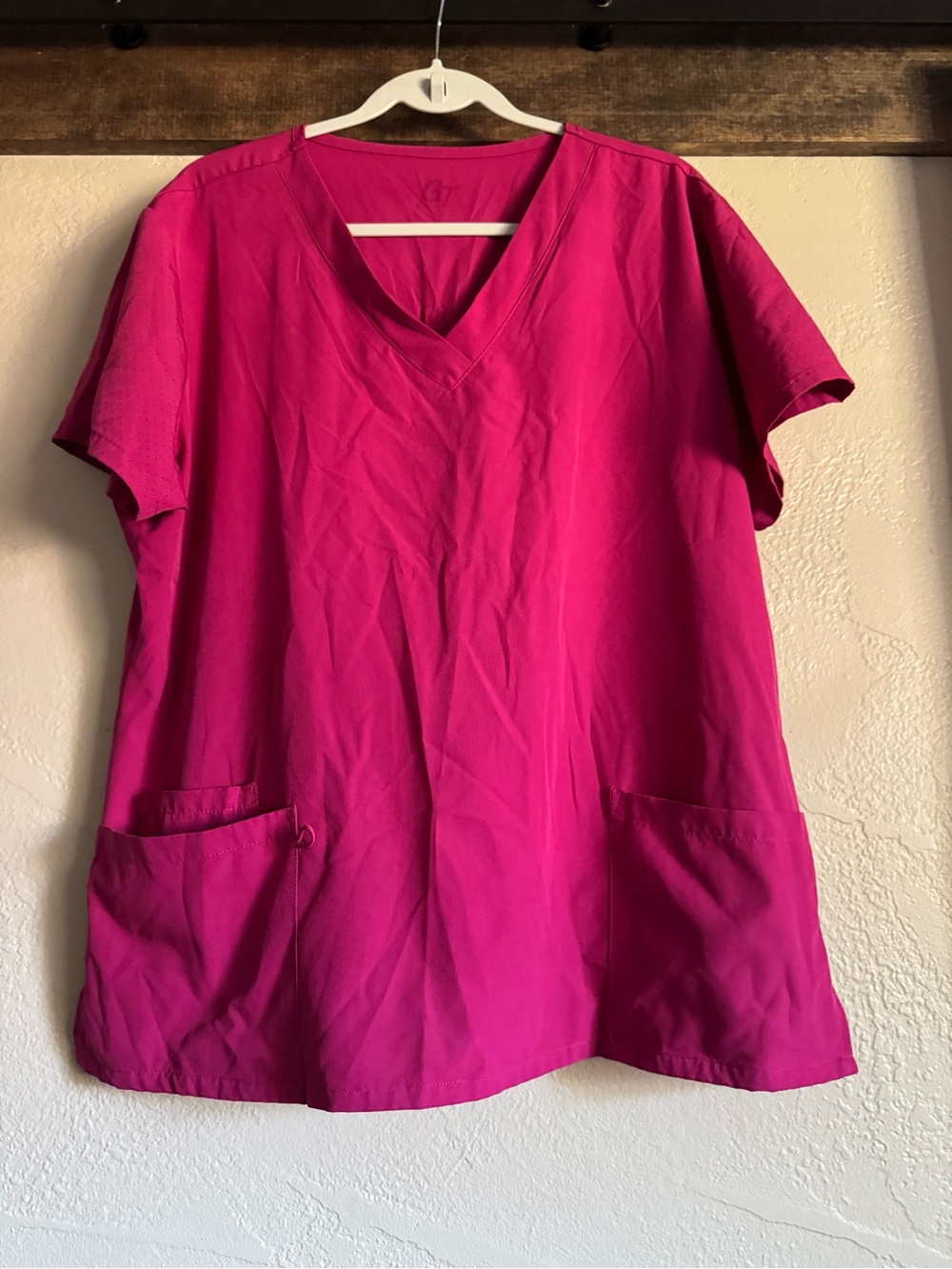 V-Neck Short Sleeve Top in Fuchsia - Women's Work Tee